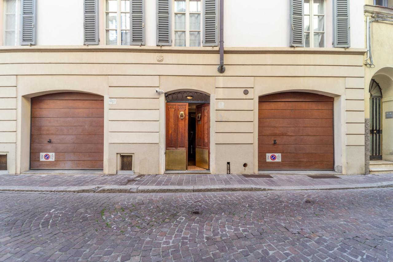 Parrot House - Casa In Centro A Parma Apartment Exterior photo